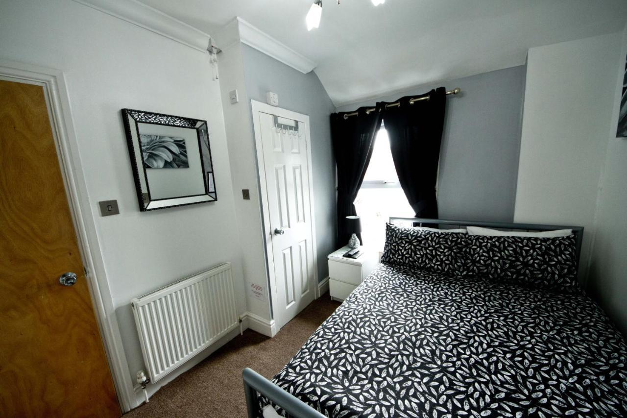 Rossall House , For Families & Couples Blackpool Exterior foto